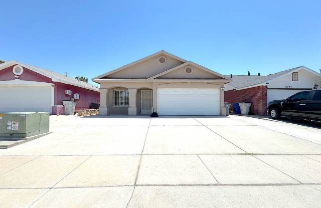 East El Paso 3bed/2bath Refrig A/C! photos photos