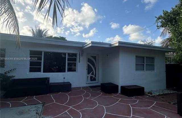 16030 Miami Dr photos photos