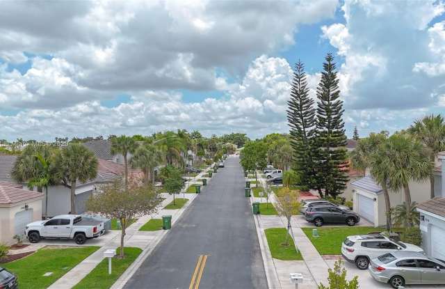 1374 NW 159th Ave photos photos