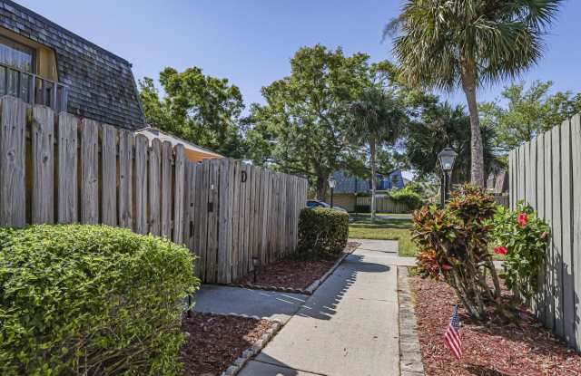 510 N TROPIC Lane Gallery 3