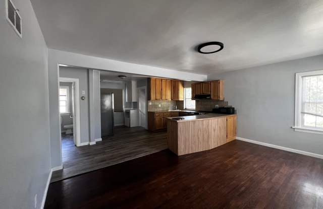 2127 3rd Avenue North photos photos