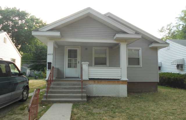 4522 Spatz Two Bedroom Home with Remodeled Kitchen! **UPCOMING** (Not Showable Yet) photos photos