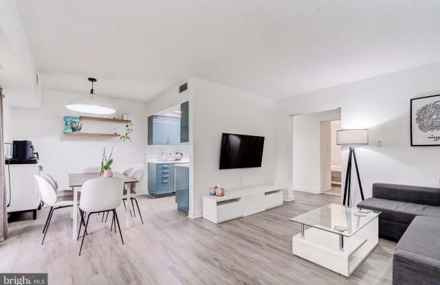 11643 STONEVIEW Square unit: 86/11C - 11643 Stoneview Square, Reston, VA 20191