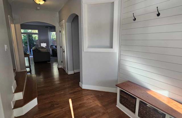 7716 Keystone Avenue Northeast Gallery 4