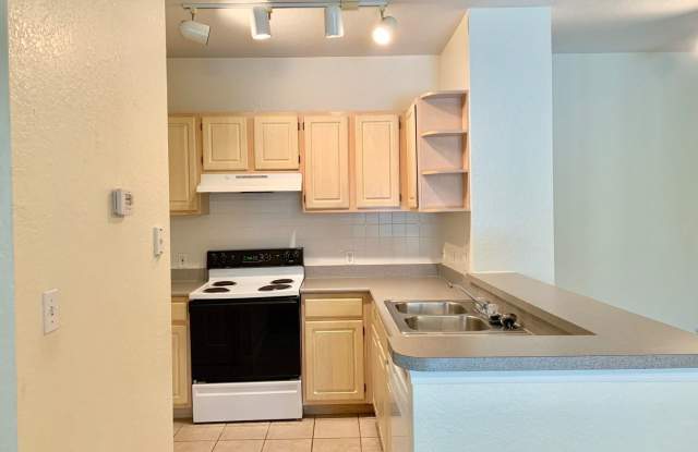 5513 Legacy Crescent PL #203 Gallery 4