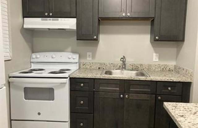 Newly Updated Apartments - Affordable and Close to Everything! Gallery 2