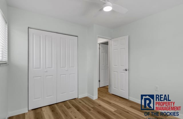 Charming 2 Bed, 1 Bath Condo in Prime Location! photos photos