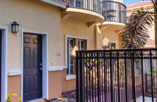 135 Grand Beach Place - 135 Grand Beach Place, Tampa, FL 33609 135 Grand Beach Place - 135 Grand Beach Place, Tampa, FL 33609