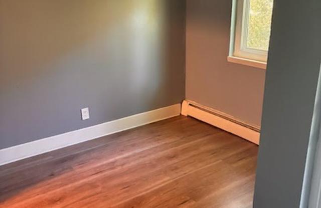 1942 Kentucky Ave - 7 Gallery 2