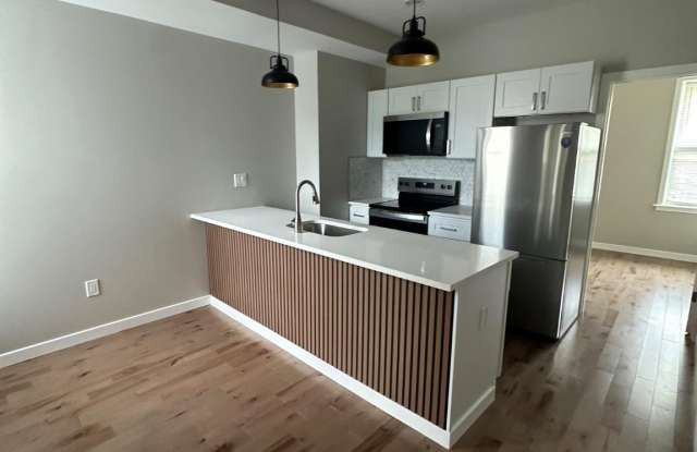 1226 S 47TH Street unit: 2 photos photos