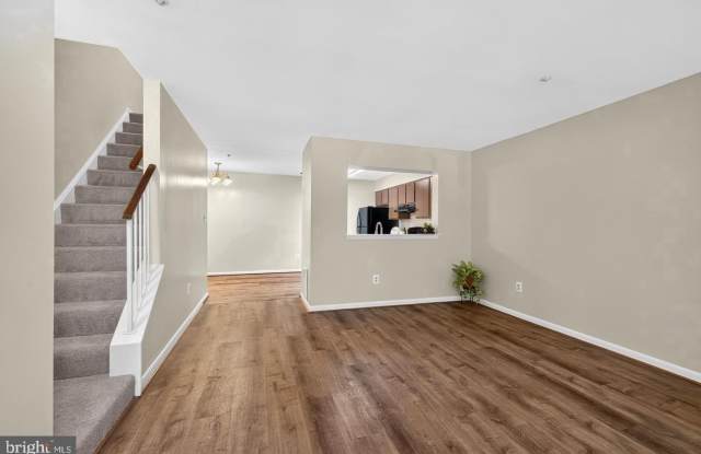 18997 HIGHSTREAM DR #834 Gallery 4