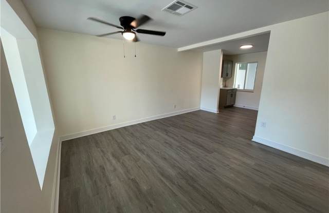 233 Cape Coral Parkway E Gallery 3