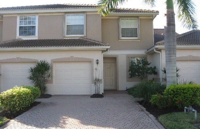7841 Lake Sawgrass Loop - 7841 Lake Sawgrass Loop, Lee County, FL 33907