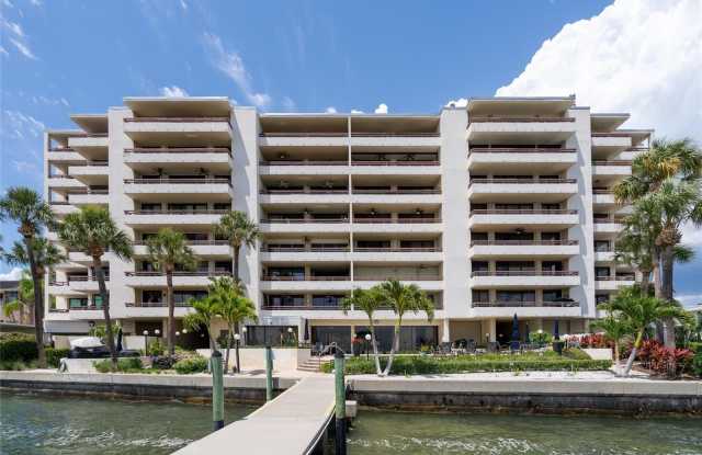 5700 MARINER STREET - 5700 Mariner Street, Tampa, FL 33609
