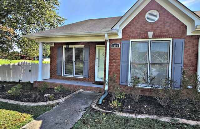CONDO - 2BR - Decatur SW Gallery 1