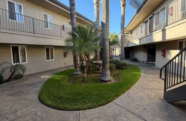 Great, Upstairs Large Studio in Quiet Gated Community on E. Lexington Ave in Granite Hills. Gallery 4