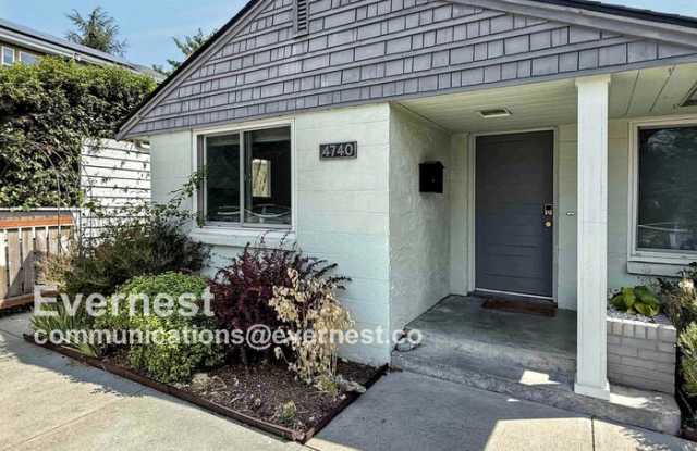 4740 34th Avenue Northeast photos photos