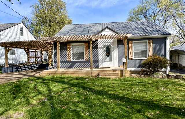 2 Bedroom Pet Friendly Home For Rent in Hopkinsville! photos photos