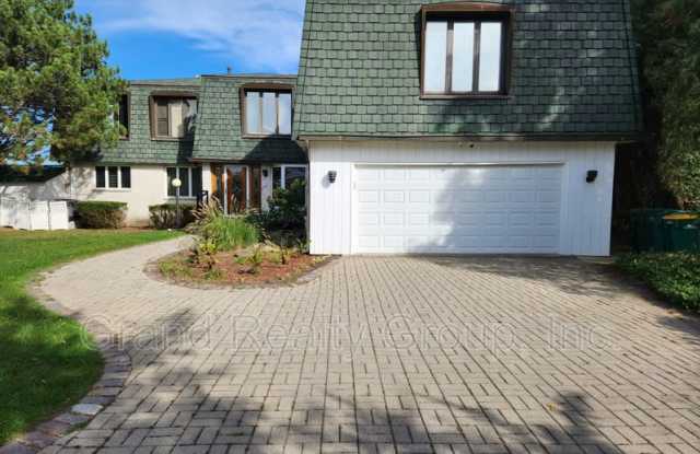 501 Kingston Boulevard - 501 Kingston Boulevard, Fox Lake, IL 60050