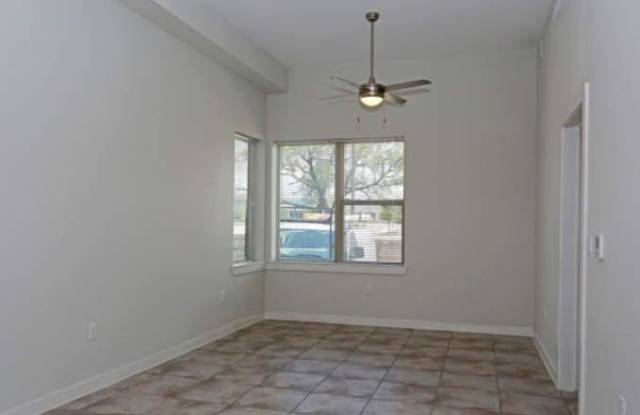 Lakeline Station photos photos