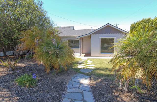 1 Bed, 1 Bath Cottage in Grover Beach photos photos