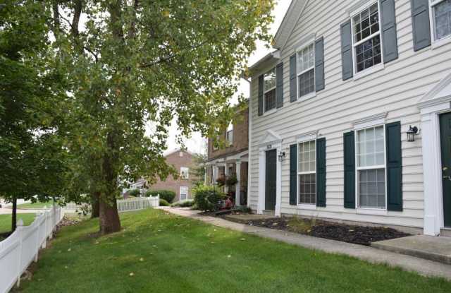 2916 Ashton Row W - 2916 Ashton Row West, Grove City, OH 43123