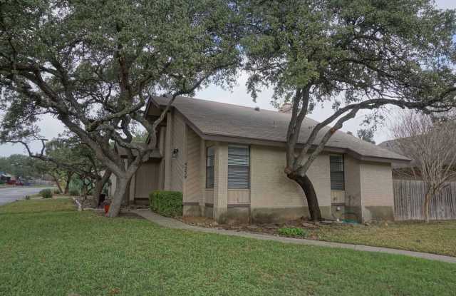 4239 Fig Tree Woods - 4239 Fig Tree Woods, San Antonio, TX 78249