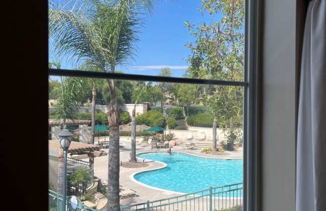 3 Bedroom 2 1/2 bath Murrieta Townhome photos photos