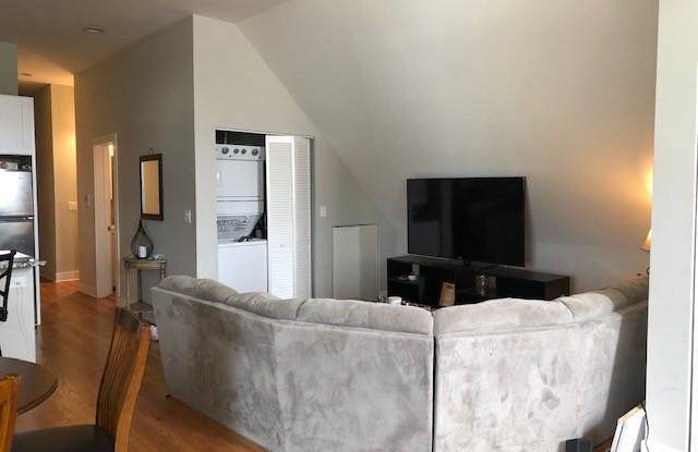3358 N KENMORE Gallery 2