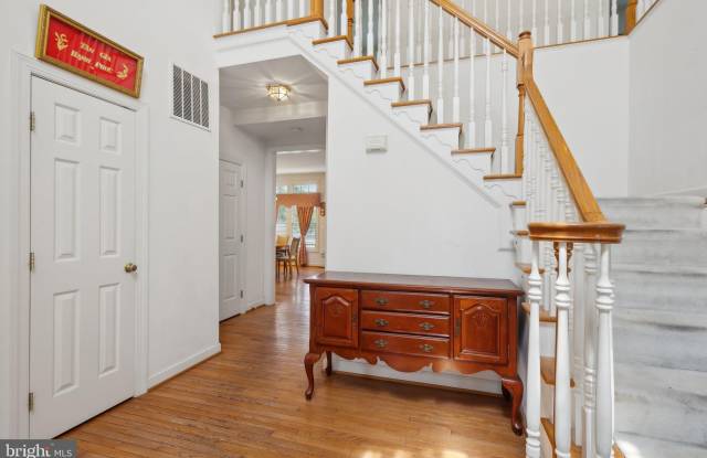 7102 CLARKSON DRIVE Gallery 2