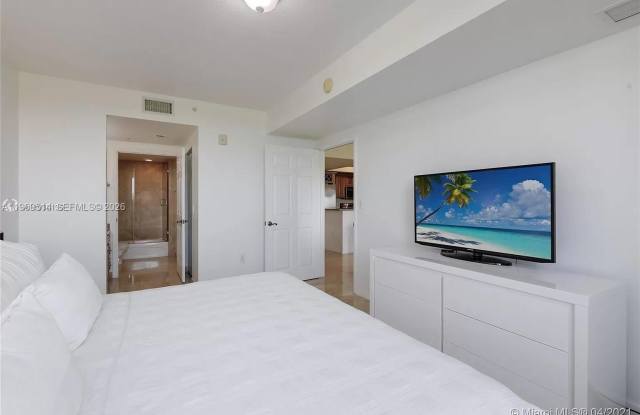 3530 SW 22nd St photos photos