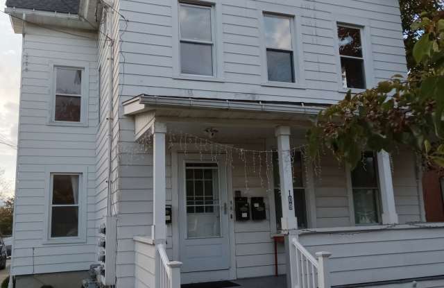 109 South Cherry Street - 109 South Cherry Street, Wallingford Center, CT 06492