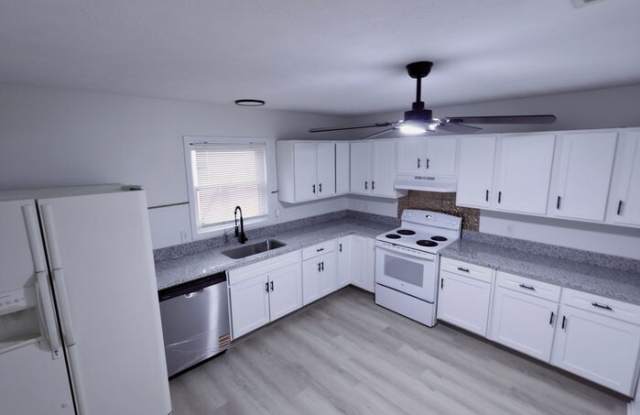 1190 Hazel Street photos photos