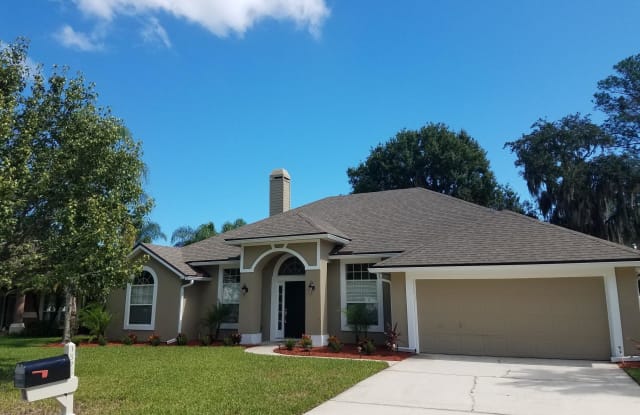 1575 LAKE BEND PL - 1575 Lake Bend Place, Fleming Island, FL 32003