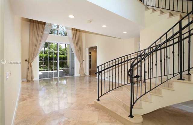 30 GRAND BAY ESTATE CR Gallery 2