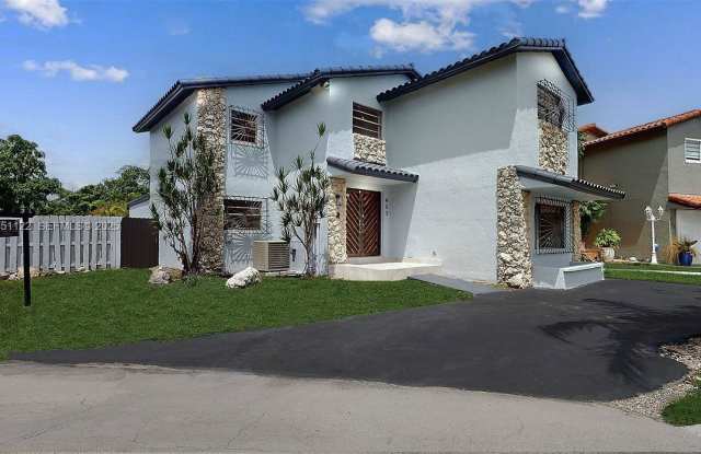 917 Southwest 135th Court photos photos