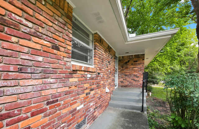 2798 Dearwood Drive Southwest Gallery 3