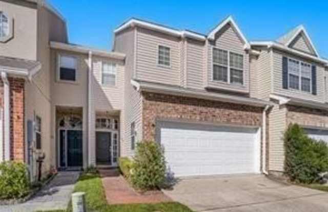 24 W NOUVEAU Lane photos photos