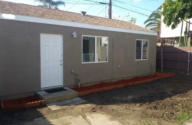 6657 7th Ave photos photos