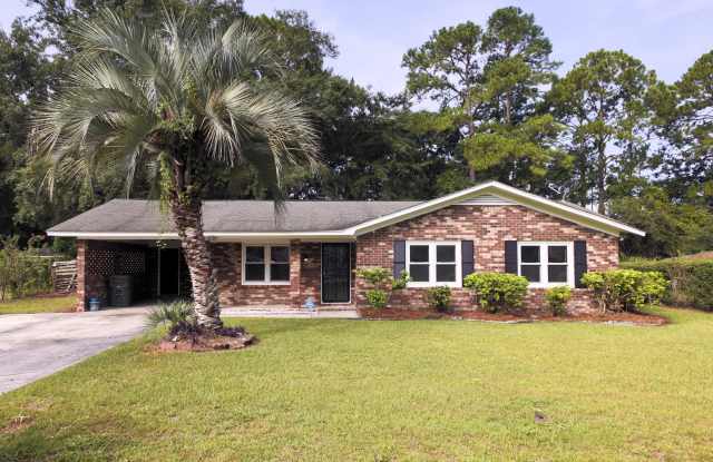 637 Mcdowell Rd photos photos