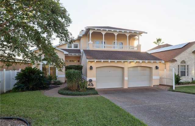 1343 W Bayview Drive Gallery 2
