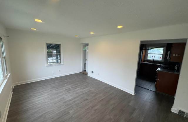 51 Kenwood Terrace Gallery 2