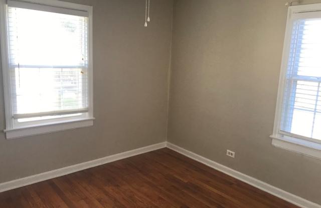 Thomas Road Area House with Unfinished Basement. Gallery 4