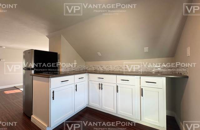 111 North Van Buren Street - Upper Gallery 2