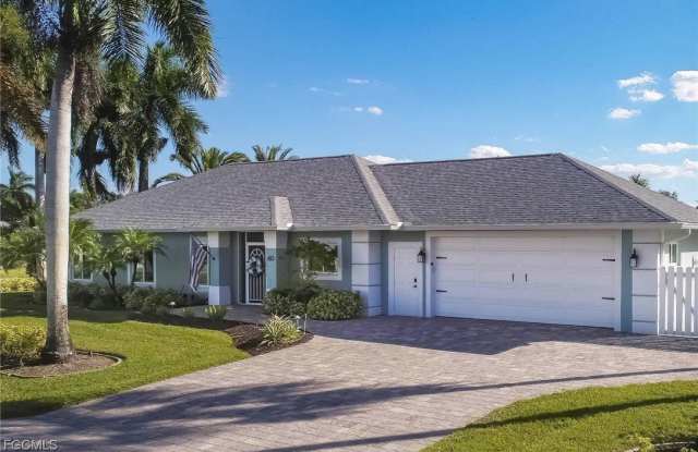 60 4th Street photos photos