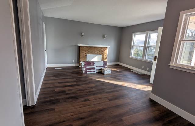 621 SW Oakley Avenue photos photos