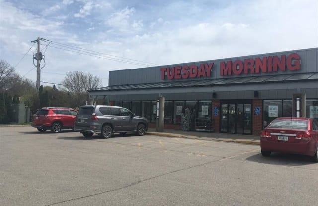 985 Highway 6 E - 985 Highway 6 E, Iowa City, IA 52240
