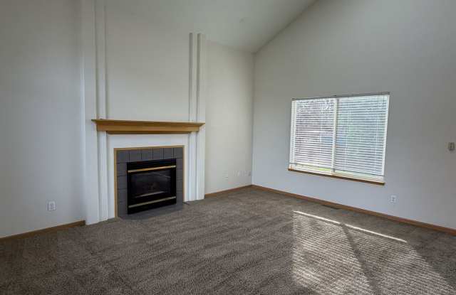 Bright & Spacious Single-Family Home in Great Location + $200 Off First Months Rent! Gallery 4