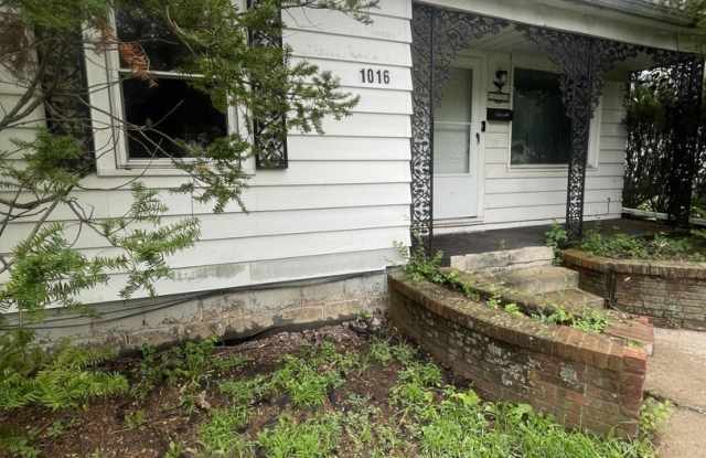 1016 S INDEPENDENCE Avenue Gallery 2