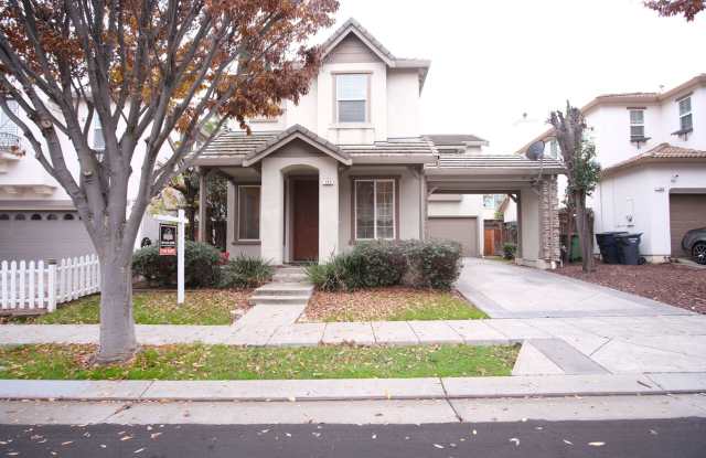 Charming 4-bedroom, 2.5-bathroom home photos photos Charming 4-bedroom, 2.5-bathroom home photos photos